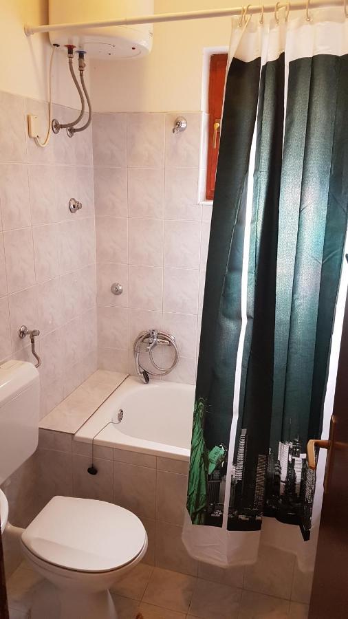 Apartments Ana And Vesna Pula Zewnętrze zdjęcie